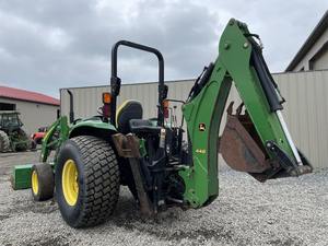 รถแทรกเตอร์ล้อ 4120 100 แรงม้า ขับเคลื่อน 4 ล้อ แบบตีนตะขาบ สำหรับงานเกษตร  ชิ้นส่วนหลัก ปั๊ม เกียร์ เครื่องยนต์ กล่องเกียร์ ลูกปืน ชุดขับเคลื่อนเกียร์ PLC รุ่น 70 แรงม้า มีจำหน่าย - Product Image 3