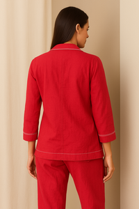 Conjunto de blazer rojo llamativo para mujer en poliéster suave con chaqueta de manga tres cuartos y pantalones a juego en tallas M, L, XL y XXL. - Product Image 2