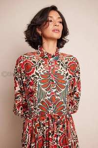 Robe longue pour femme en coton imprimé numérique, ouverture boutonnée sur le devant, taille à cordon de serrage, manches dolman, volants aux poignets, encolure - Product Image 3