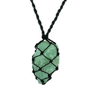 Pendentifs bruts en pierre d'aventurine verte naturelle de haute qualité Vente rapide de l'agate SOha avec matériau de pierre précieuse en fil - Product Image 5