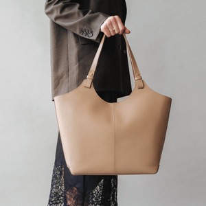 Sac fourre-tout vintage en cuir souple beige, sac à main pour femme, sac à main minimaliste, sac à main ample, grand sac de travail, sac de voyage, sac de tous les jours - Product Image 4
