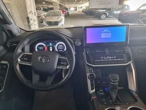 NUOVISSIMO Toyota Land Cruiser VXR 2026 SUV di Punta 4.0L Benzina Turbo Diesel V6 Automatico R18 Euro VI Telecamera a 360° Ottime Condizioni - Product Image 2