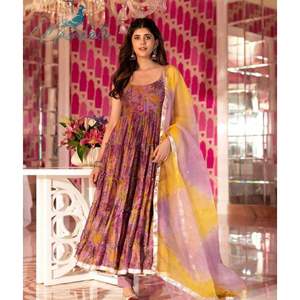 Vestido de seda Chanderi de la colección premium más tendencia pesado y hermoso con Dupatta con trabajo impreso digital al precio más bajo - Product Image 1