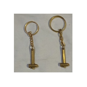 Prix de gros Porte-clés Porte-clés taille personnalisée en métal fini or fait à la main avec une bonne qualité - Product Image 3