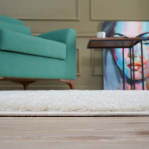 Tapis rectangulaire blanc uni en peluche Myshaggy de Netline Home pour salon, chevet, couloir - Product Image 5