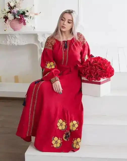 Esclusivo abito ricamato pesante abbastanza ucraino da donna a maniche lunghe ultimo Maxi vestito alla moda in cotone alla moda sfuso