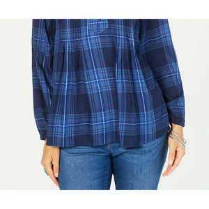 Top da donna Style & Co in popeline plissettato a quadri blu, taglia unica, con ricami floreali, vestibilità ampia, lunghezza lunga, ideale per l'ufficio - Product Image 3