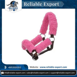 Meilleure vente licou en cuir de cheval fait à la main conception de fourrure en cuir licou de cheval couleur noire cuir couleur rose licou en fourrure de vison - Product Image 2