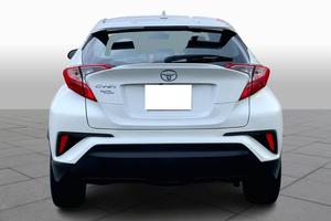 Toyota C-HR LE 2021, moteur 2,0 L 4 cylindres, transmission automatique, SUV/crossover - Product Image 5