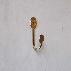 Gancho de pared decorativo de metal para decoración del hogar de estilo rústico con gran capacidad de carga y construcción duradera - Product Image 6