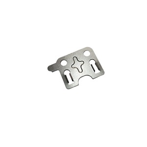 Piastra Guida per Tosaerba DLM4600Sp Rif. 701895 - Ricambi e Accessori Originali - Product Image 1