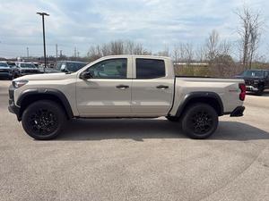 New /USED WHITE 2026 CHE VROLET COLORADO Z71 360 Rear Camera 31-40T Load Capacity Emission Diesel /GAS Automatic FOR SALE - Product Image 4