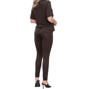 ชุดเสื้อผ้าสองชิ้น100% สำหรับผู้หญิงชุดเสื้อและกางเกงรัดรูปผ้าฝ้ายสีทึบติดโลโก้แบบกำหนดเอง - Product Image 6