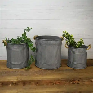 Greatest Quality Customized Shape and Size Metal Flower Planters Stylish Design Iron Flower Planter for Sale - Product Image 6