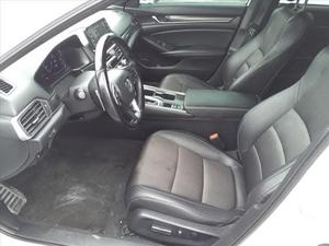 OFERTA PROMOCIONAL en Honda Accord Sport Edition 2020 - Asientos de Cuero con Interior Oscuro, Bajo Kilometraje y Envío Gratuito - Product Image 3