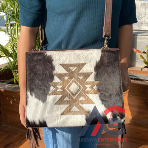 Cheveux faits à la main sur frange en cuir de daim véritable dissimulé transporter sac à bandoulière pour les femmes Western peau de vache Laser en relief sac à main - Product Image 1