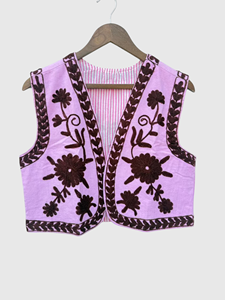 Chaleco Floral Bordado Rosa para Mujer, Estilo Bohemio, Sin Mangas, Hecho a Mano, Cuello en V, Sin Cuello, Corto - Product Image 1