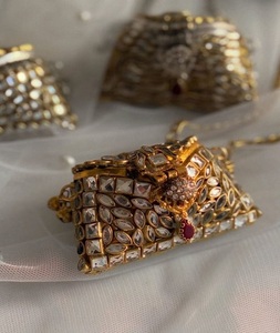 Bolso de Mano Tipo Clutch con Mosaico de Metal Chapado en Oro Antiguo, Estilo Étnico Moderno, Hecho a Mano, con Cuentas Coloridas y Pulido, para Eventos Nocturnos - Product Image 1