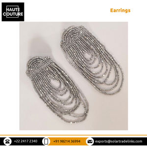 ต่างหูแบบห้อยสำหรับผู้หญิง,ต่างหูแบบปักด้วยมือปรับแต่งได้สำหรับรูปร่างพวงมาลัยสีเงินสีเทา3ตัดลูกปัด - Product Image 4