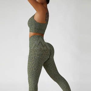 Ropa deportiva de la mejor calidad, conjunto de Yoga para mujer, hecho a medida, ligero, resistente, conjunto de Yoga para mujer a la venta - Product Image 3