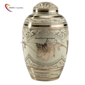 Urnas de cremación para adultos de Oro Negro personalizadas de alta calidad para cenizas, tarros funerarios decorativos de recuerdo conmemorativo de latón tallados a mano - Product Image 3