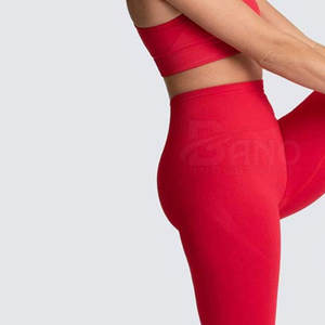 Moda Top Venta Mujeres Fitness Wear Yoga Set Entrenamiento Venta en línea Precio razonable Yoga Set - Product Image 4