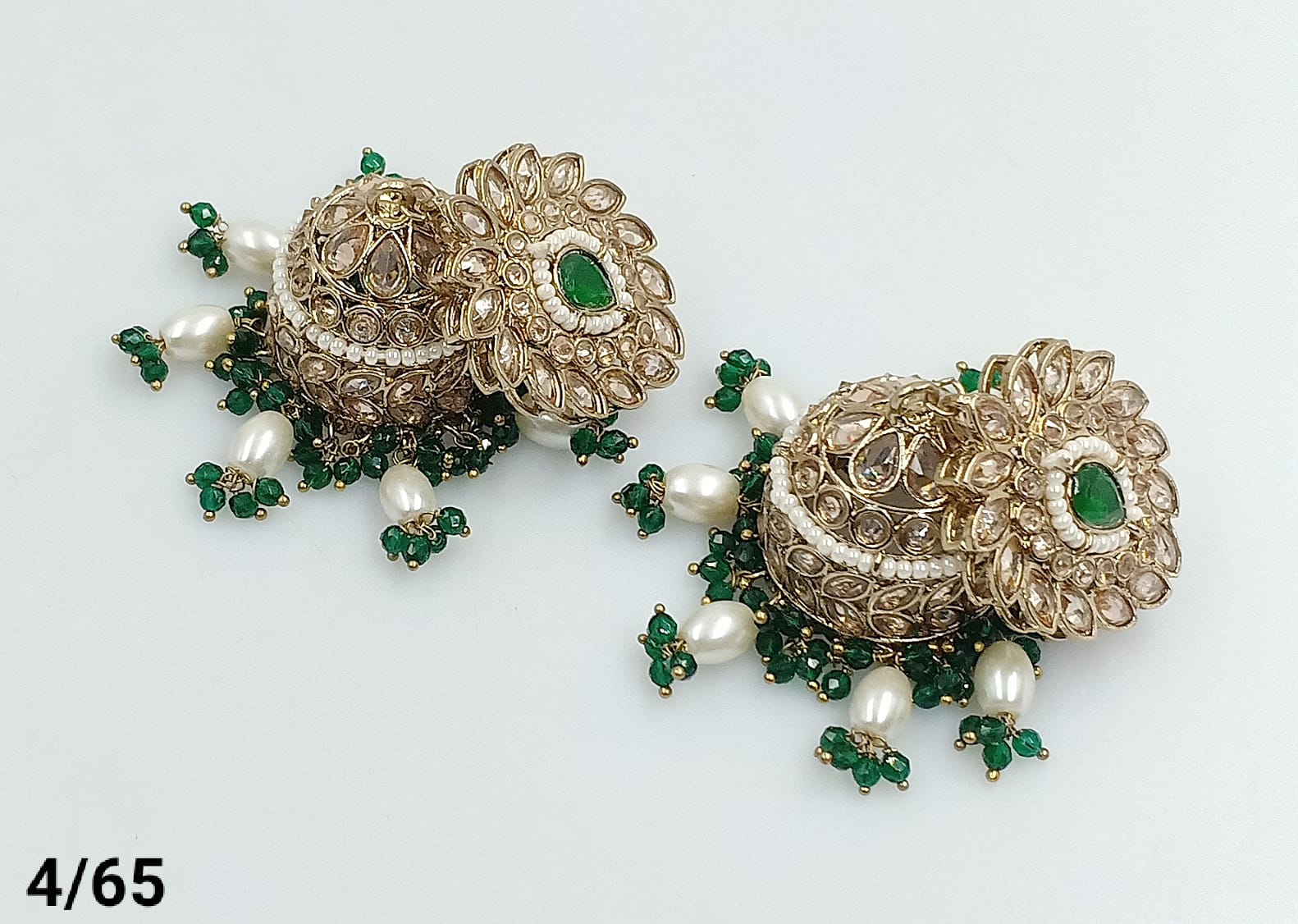 สีเขียว