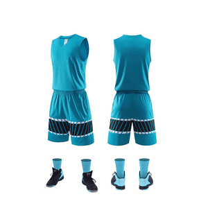 Vente en gros d'ensembles de vêtements de sport maillot de football maillot de basket-ball maillot de football uniformes sportifs à vendre fabricant de vêtements de sport - Product Image 2