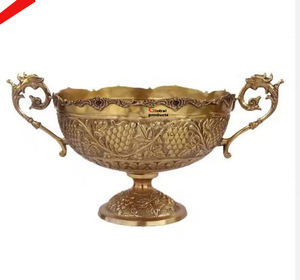 Hermoso cuenco para servir comida y postres de acero inoxidable con acabado dorado para restaurante y bar de hotel - Product Image 5