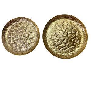 Assiette de service en aluminium de forme ronde en métal doré Assiette et plateau pour servir des aliments Restaurant Fabriqué à la main - Product Image 1