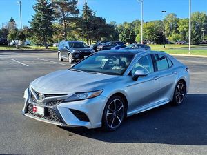 Toyota Camry XSE Usado del 2018 - Product Image 2