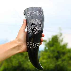 Vaso Vikingo Clásico Medieval, Duradero, Ecológico, Hecho a Mano con Cuerno de Búfalo, Exportaciones Globales, Bebida Segura para Celebraciones y Cosplay - Product Image 1
