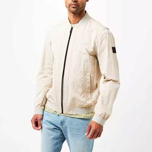 High Quality <b>Men</b> <b>Bomber</b> <b>Jacket</b> OEM ODM Custom Streetwear Lightweight Casual Zipper Baseball <b>Varsity</b> <b>Jacket</b> FOR Wholesale Buyers - Product Image 3