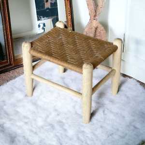 Taburetes provinciales tejidos personalizados, reposapiés pequeño, muebles con acabado oscuro con taburete de aspecto Vintage sellado, consola con incrustaciones de hueso - Product Image 6