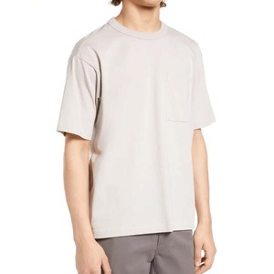 Camiseta de bolsillo perfecta para tu diseño personalizado - Product Image 1