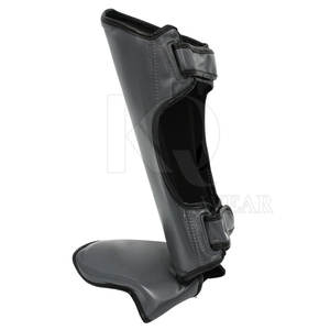 Protège-tibias en cuir avancés, légers, durables, protection professionnelle, ajustement confortable, pour adultes, parfaits pour l'entraînement au football - Product Image 2