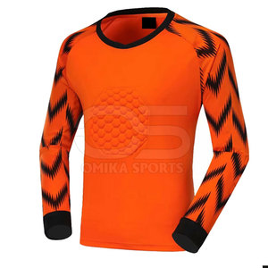 Uniforme rembourré de gardien de but professionnel pour les clubs avec uniforme rembourré de gardien de but résistant aux chocs en tissu de maille respirante - Product Image 2