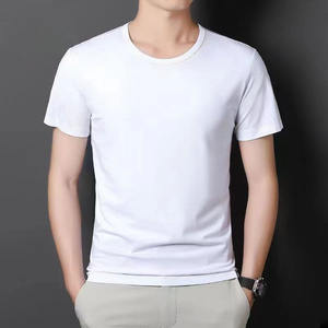 Camisetas informales de color sólido con cuello redondo y diseño de logotipo personalizado OEM, camisetas de manga corta de verano ajustadas que combinan con todo a la moda - Product Image 6