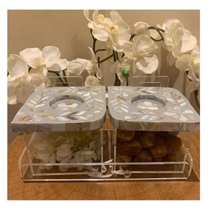 Pot en acrylique artisanal de luxe avec balai en bois et couvercle en os boîte-cadeau de décoration indienne pour le stockage de l'artisanat de qualité vente en gros - Product Image 3