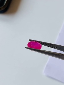 Rubis naturel de qualité AAA certifié IGITL, taille ovale, 4,48 carats, pierre précieuse avec un lustre superbe, coupe parfaite, disponible à prix avantageux - Product Image 3