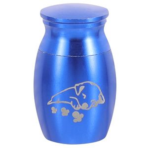 Urna de aluminio para mascotas de calidad superior hecha a mano para preservar las cenizas de las mascotas de forma segura mientras agrega comodidad y amor a su espacio conmemorativo en el hogar - Product Image 1
