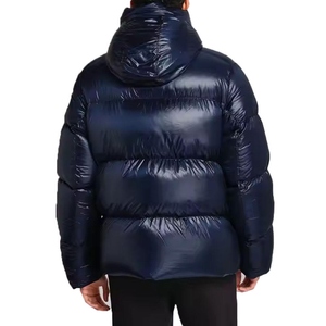 Chaqueta Acolchada Personalizable para Hombre, Tejido Suave y Cómodo de Alta Calidad, Manga Larga, Duradera, Producción en Fábrica de Pakistán - Product Image 4