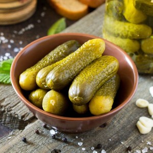 แตงกวาดองในขวดหมัก gherkins กระป๋องในน้ำเกลือผักดอง cornichon มีรสชาติที่ดีเยี่ยม - Product Image 6