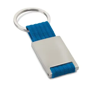Portachiavi Rettangolare Personalizzato per Merchandising, Portachiavi e Moschettoni Promozionali Tech - Product Image 3