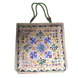 Sac fourre-tout brodé de fleurs de Bohème de grande capacité Fermeture à glissière élégante Conception colorée en coton pour Shopping décontracté Voyage - Product Image 3