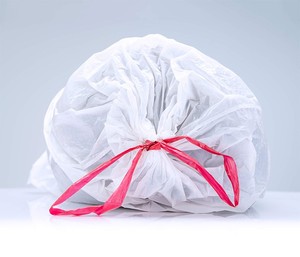 Sacs poubelles à cordon robustes de haute qualité rouleau quantité énorme poignée durable bon rapport qualité-prix rétrécissement le plus préféré - Product Image 5