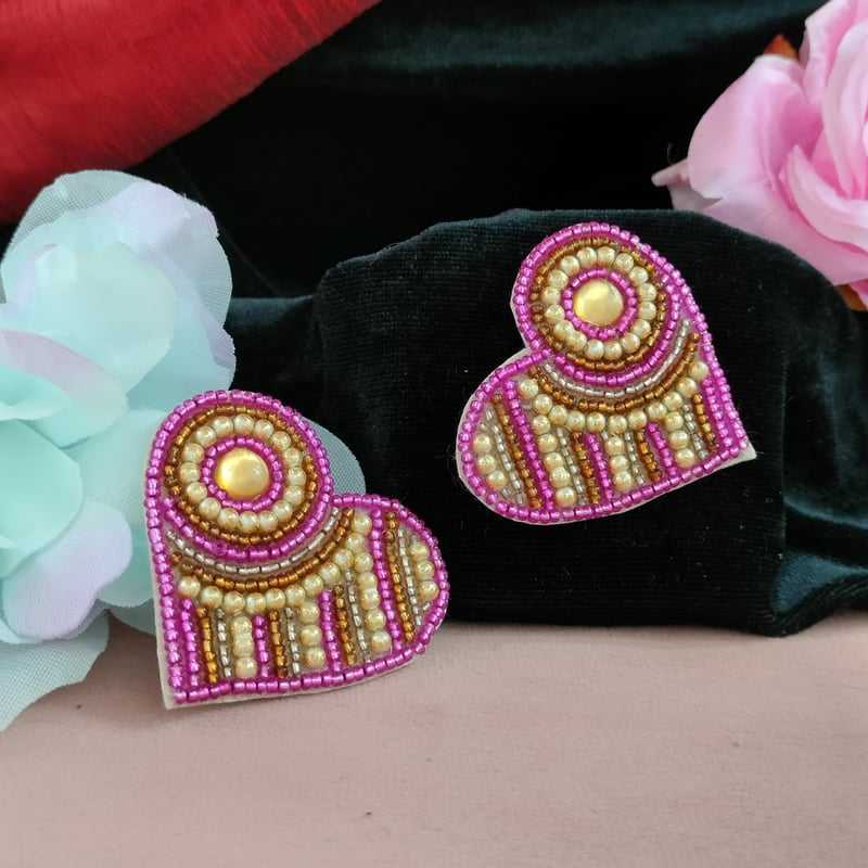 สีม่วงแดง