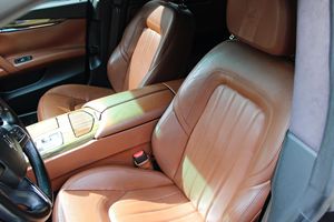 Maserati Quattroporte S Q4 V6 Bi-Turbo AWD 2014 d'occasion en bon état, provenance sud-est et ouest, non modifiée - Product Image 5