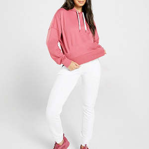 ชุดแจ็คเก็ตขนแกะผู้หญิง Juicy Coutour ชุดวอร์มผ้ากำมะหยี่เนื้อผ้าฝ้ายทรงเข้ารูป ชุดลำลอง 2 ชิ้น สไตล์หรูหรา สกรีนโลโก้ตามสั่ง ผ้าหนังกลับ สำหรับฤดูหนาว - Product Image 3