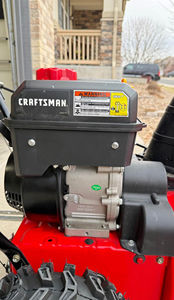 Soplador de Nieve de Servicio Pesado con Motor de 212 cc para Uso Doméstico, 65 kg, 2 Años de Garantía - Product Image 3